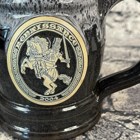 2004 MN Renaissance Mug Stein Jester Deneen Pottery Stoneware knight Horse Sword - Picture 2 of 9